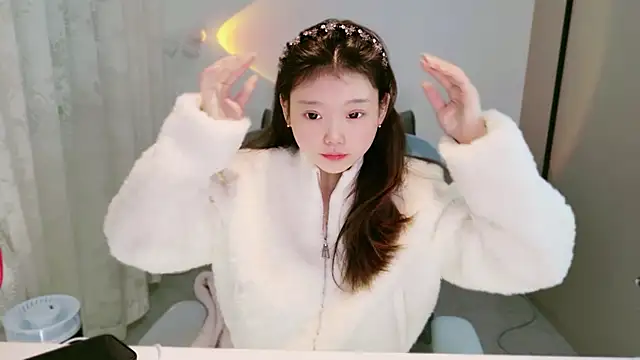 Snapshot of yangyang-1115 chatting on 4, 12, 2025 yangyang-1115 online show from 4, 12, 2025