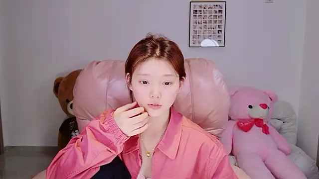 Snapshot of yangyang-1115 chatting on 13, 4, 2026 yangyang-1115 online show from 13, 4, 2026