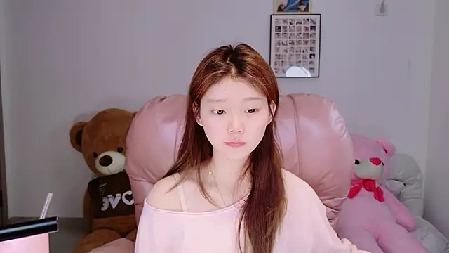 Snapshot of yangyang-1115 chatting on 15, 4, 2026 yangyang-1115 online show from 15, 4, 2026