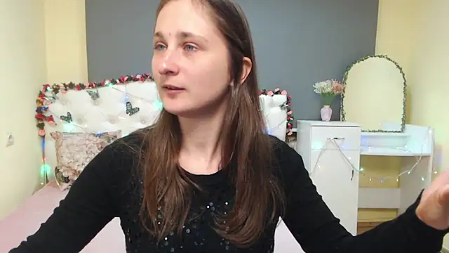 MichelLeee online show from 2, 3, 2026