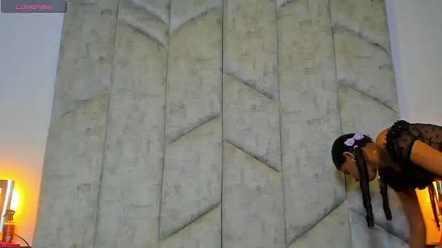 AshleyHill2 online show from 17, 3, 2025