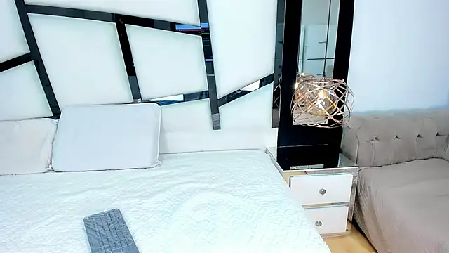 AriannaRussell  online show from 3, 2, 2026