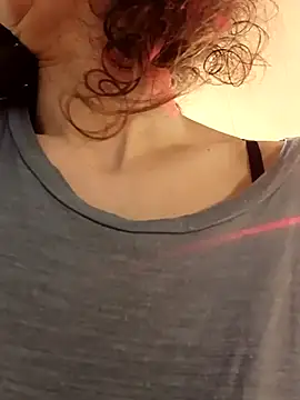 AriannaRussell  online show from 2, 7, 2026