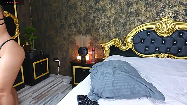 KiraRosse online show from 7, 12, 2024