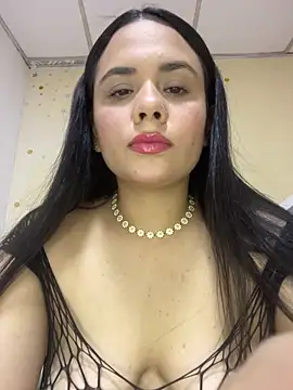 Snapshot of Leyna_Kenet chatting on 19, 5, 2026 Leyna Kenet online show from 19, 5, 2026