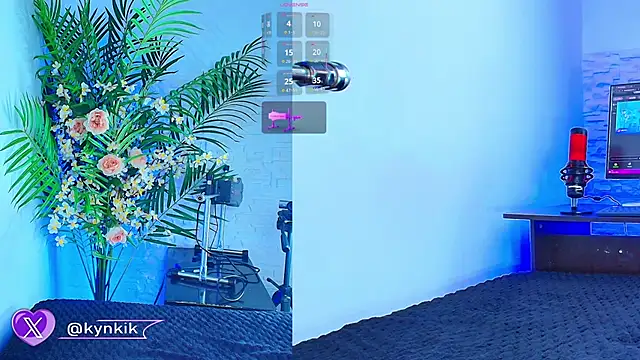 Kinky  Karo online show from 16, 11, 2025