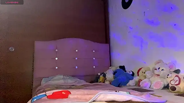 Snapshot of male_couper chatting on 6, 2, 2026 male couper online show from 6, 2, 2026