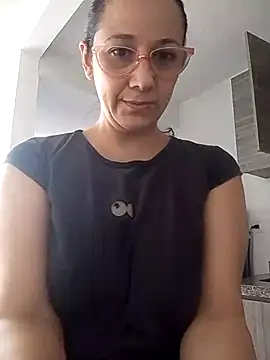 Snapshot of nicolle_milf1978 chatting on 21, 7, 2026 nicolle milf1978 online show from 21, 7, 2026