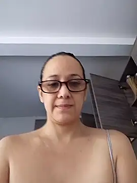 Snapshot of nicolle_milf1978 chatting on 28, 7, 2026 nicolle milf1978 online show from 28, 7, 2026