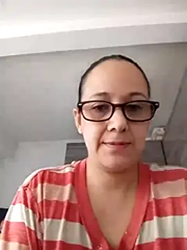 Snapshot of nicolle_milf1978 chatting on 5, 8, 2026 nicolle milf1978 online show from 5, 8, 2026