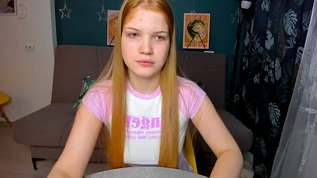 Xloe Queen online show from 11, 12, 2024