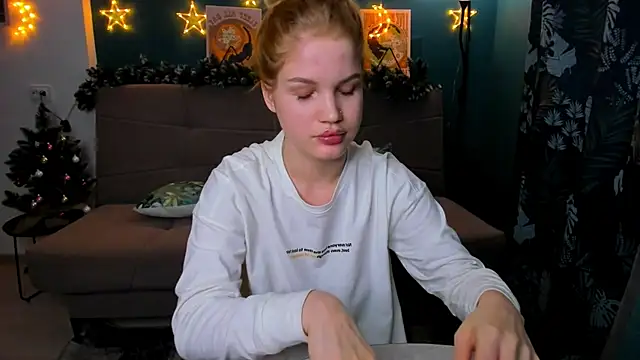 Xloe Queen online show from 26, 12, 2024