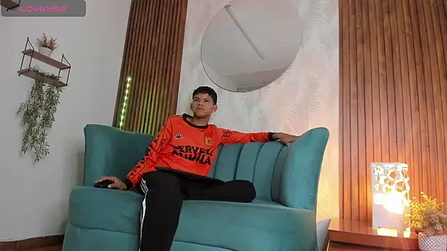 Jeffry wolvess online show from 25, 1, 2025