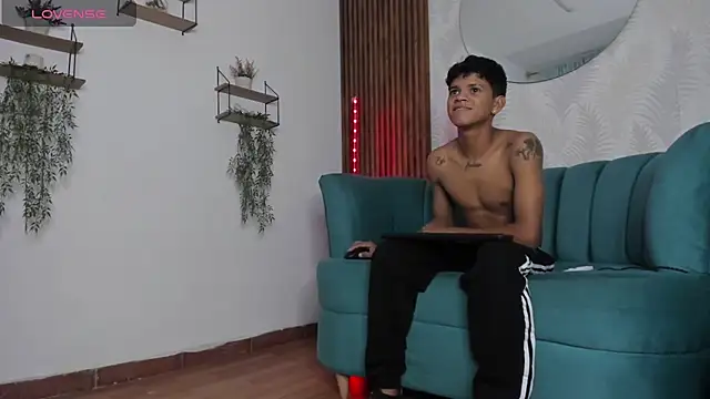 Jeffry wolvess online show from 28, 1, 2025