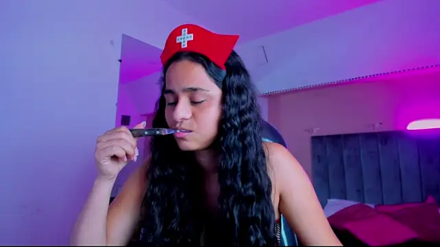 Giselle Roldan online show from 19, 7, 2026