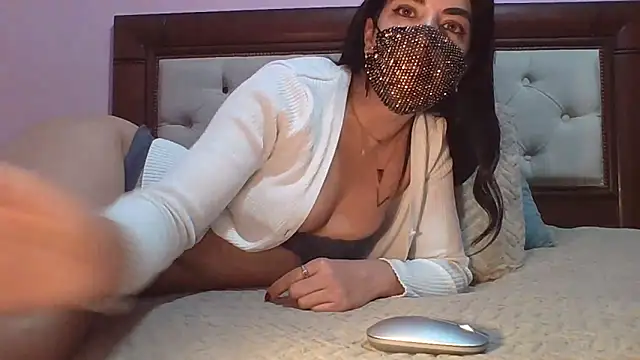 Snapshot of Frozenx chatting on 21, 11, 2025 Frozenx online show from 21, 11, 2025