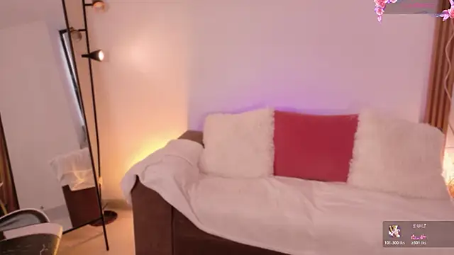 AnabelWolf online show from 30, 7, 2026