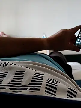 Snapshot of samee00721 chatting on 4, 10, 2025 samee00721 online show from 4, 10, 2025