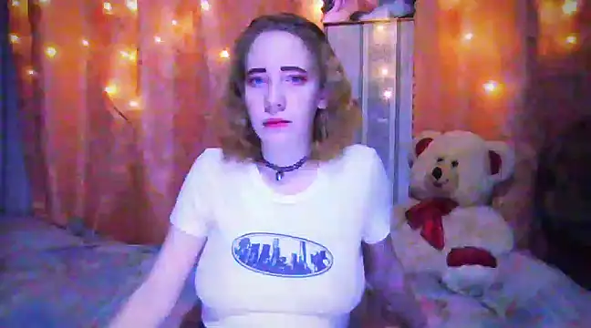 Snapshot of MelxMellie chatting on 24, 12, 2024 MelxMellie online show from 24, 12, 2024