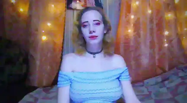 Snapshot of MelxMellie chatting on 5, 1, 2025 MelxMellie online show from 5, 1, 2025