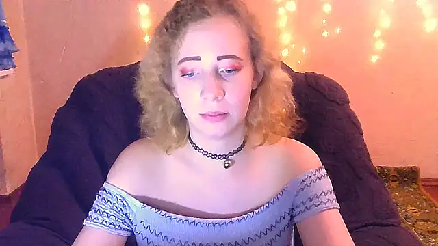 Snapshot of MelxMellie chatting on 20, 1, 2025 MelxMellie online show from 20, 1, 2025