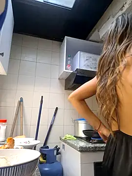 salome drasin online show from 19, 10, 2025