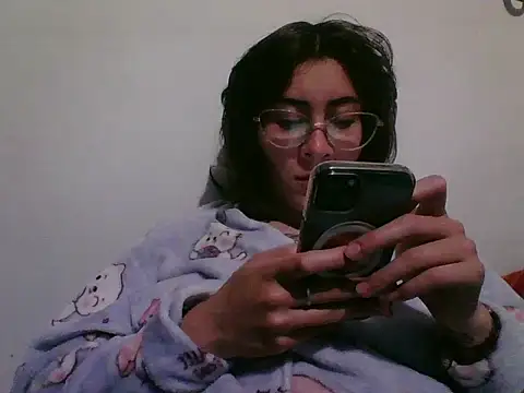 Darkness jones  online show from 12, 3, 2026