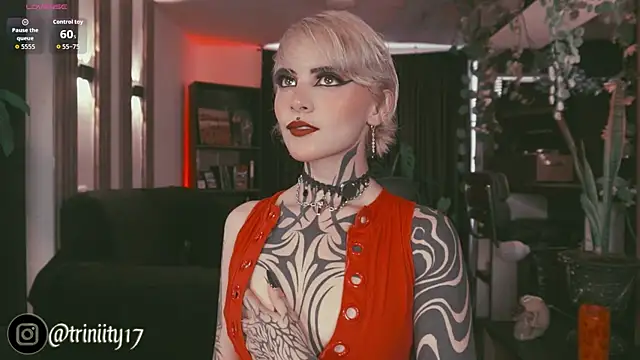 Snapshot of Trinity___s chatting on 8, 9, 2025 Trinity s online show from 8, 9, 2025