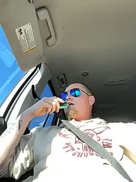 Snapshot of Badazzcouple chatting on 20, 12, 2024 Badazzcouple online show from 20, 12, 2024