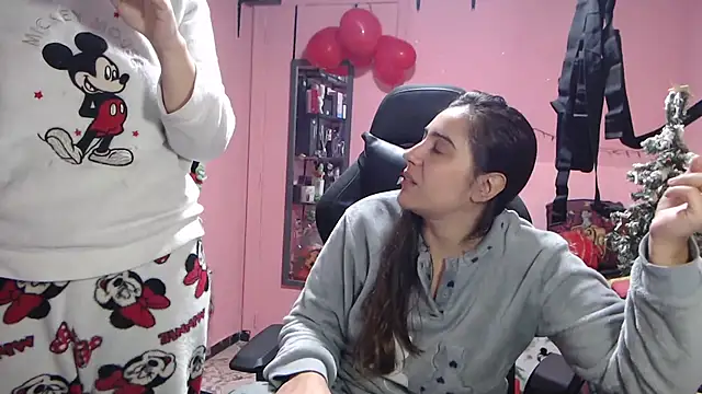 Ursumi1 online show from 22, 12, 2025