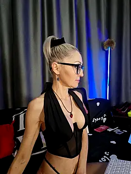 Milforja online show from 18, 12, 2025