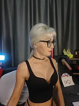 Milforja online show from 2, 8, 2026