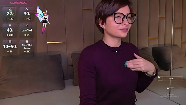 Ishtar Divine online show from 24, 10, 2025