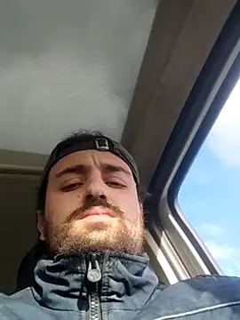 salvat22 online show from 28, 2, 2025