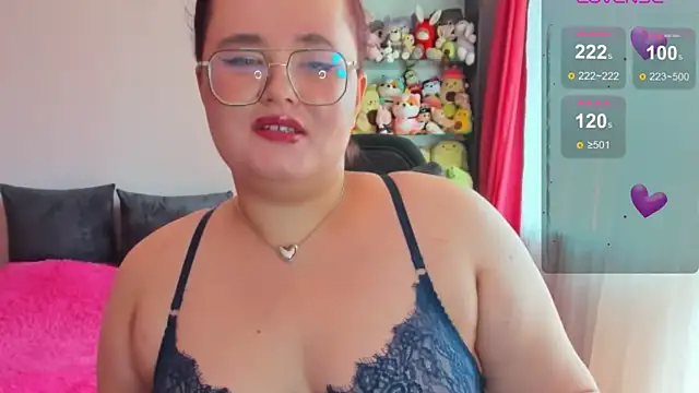Snapshot of Jessica_Joy chatting on 7, 7, 2026 Jessica Joy online show from 7, 7, 2026