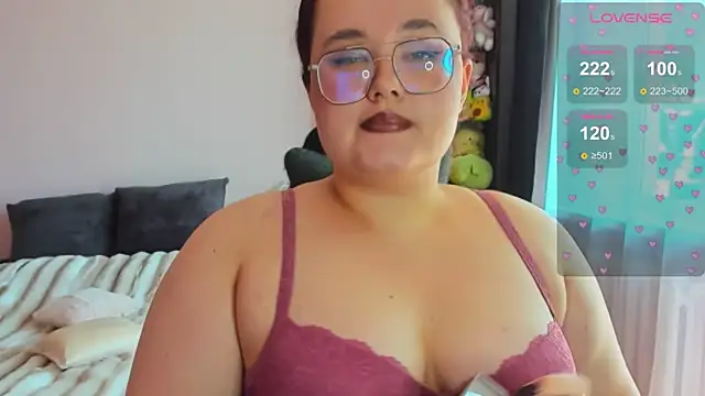 Snapshot of Jessica_Joy chatting on 15, 7, 2026 Jessica Joy online show from 15, 7, 2026
