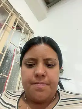 Snapshot of tuty_Tap chatting on 3, 8, 2026 tuty Tap online show from 3, 8, 2026