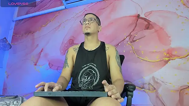 JoshMillerr  online show from 8, 11, 2025