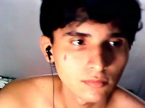 Snapshot of Charley_quin chatting on 17, 2, 2025 Charley quin online show from 17, 2, 2025