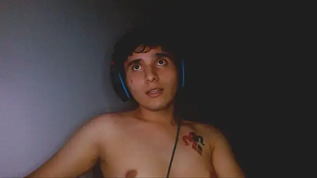 Snapshot of Charley_quin chatting on 15, 9, 2025 Charley quin online show from 15, 9, 2025