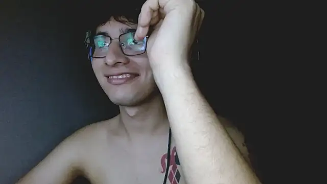 Snapshot of Charley_quin chatting on 25, 9, 2025 Charley quin online show from 25, 9, 2025