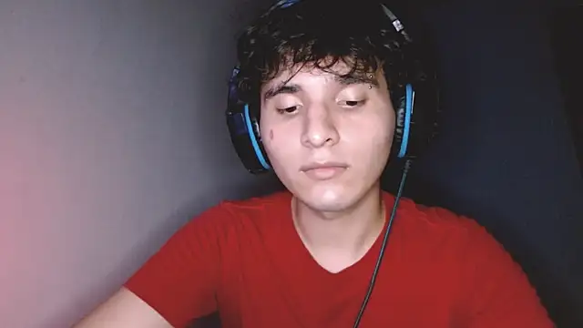 Snapshot of Charley_quin chatting on 10, 10, 2025 Charley quin online show from 10, 10, 2025