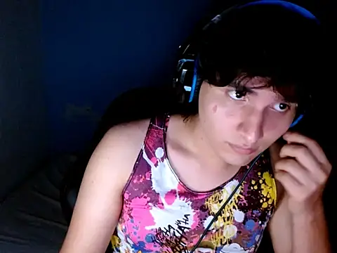 Snapshot of Charley_quin chatting on 6, 3, 2026 Charley quin online show from 6, 3, 2026