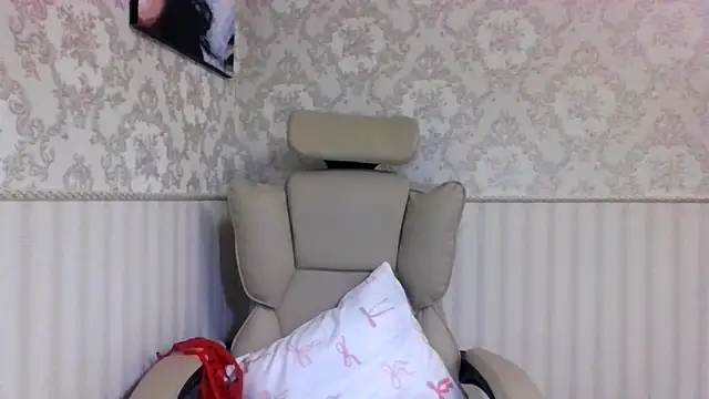 jennifer838 online show from 2, 11, 2025