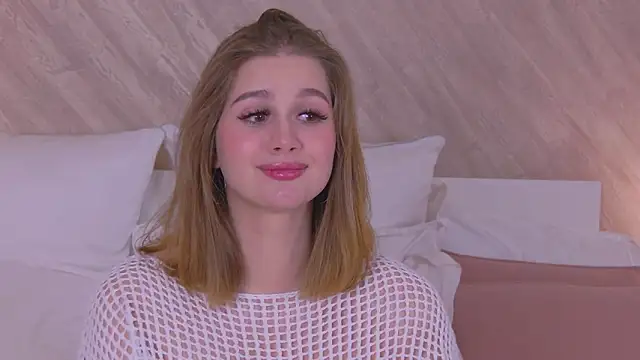 Snapshot of EllieHayes chatting on 19, 12, 2024 EllieHayes online show from 19, 12, 2024