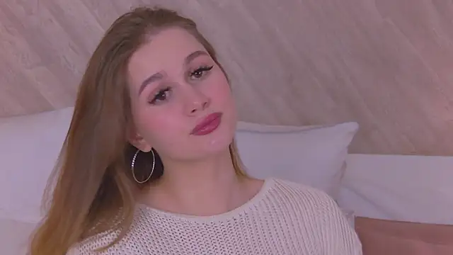 Snapshot of EllieHayes chatting on 26, 12, 2024 EllieHayes online show from 26, 12, 2024