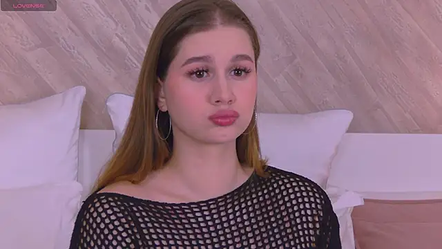 Snapshot of EllieHayes chatting on 23, 2, 2025 EllieHayes online show from 23, 2, 2025