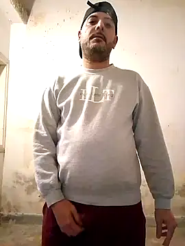 Snapshot of arabian82 chatting on 3, 1, 2025 arabian82 online show from 3, 1, 2025