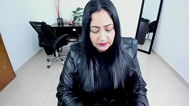 Adele Sweett online show from 15, 3, 2025