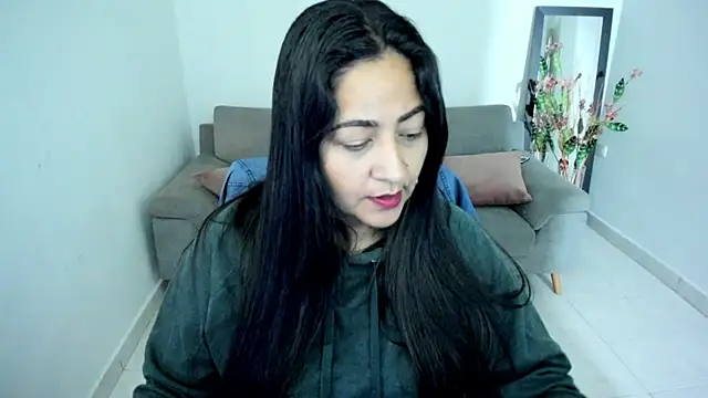 Adele Sweett online show from 4, 11, 2025